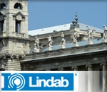 Lindab - Meg�jult, korszer� tet� v�di a N�prajzi M�zeum �rt�kes fresk�it