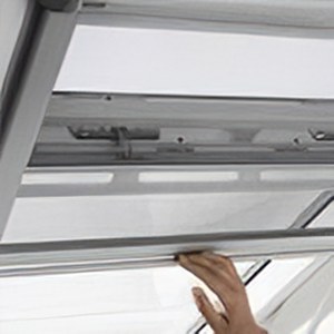 VELUX Sz�nyogh�l�