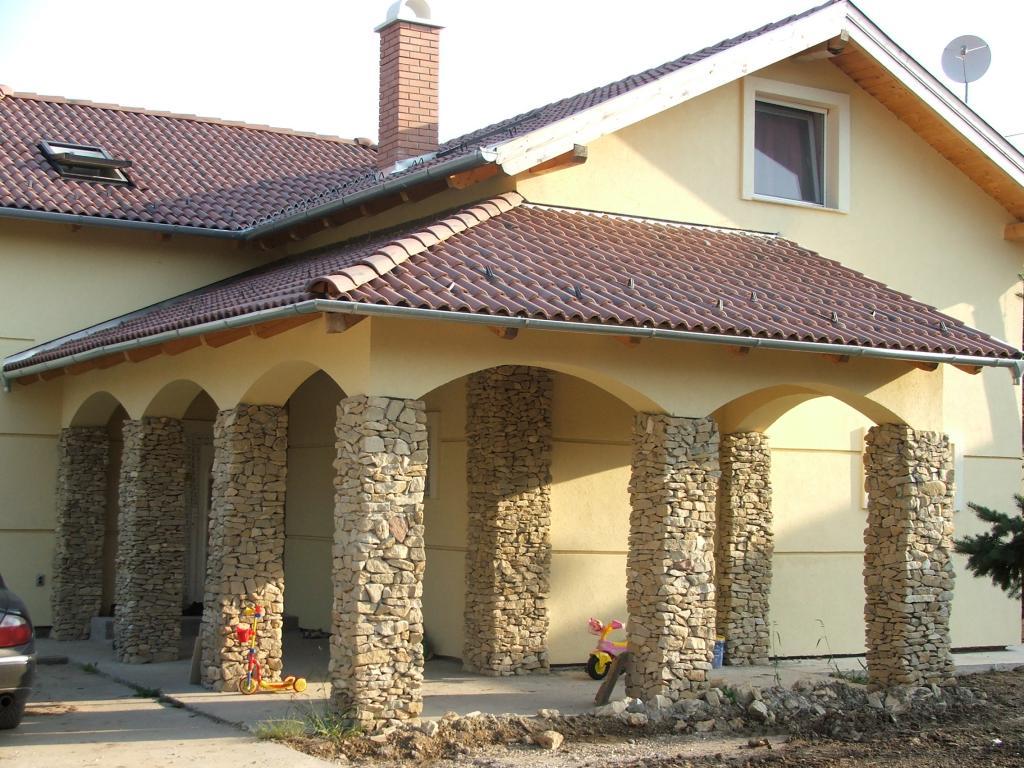 Tarnay Tünde - Flinstone-villa