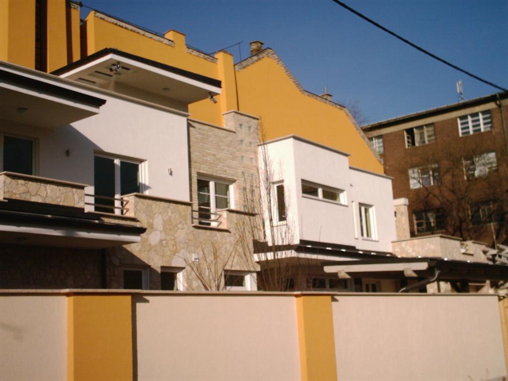 Bagoly Lajos, Planit 2000 Építészstúdió - családi ház