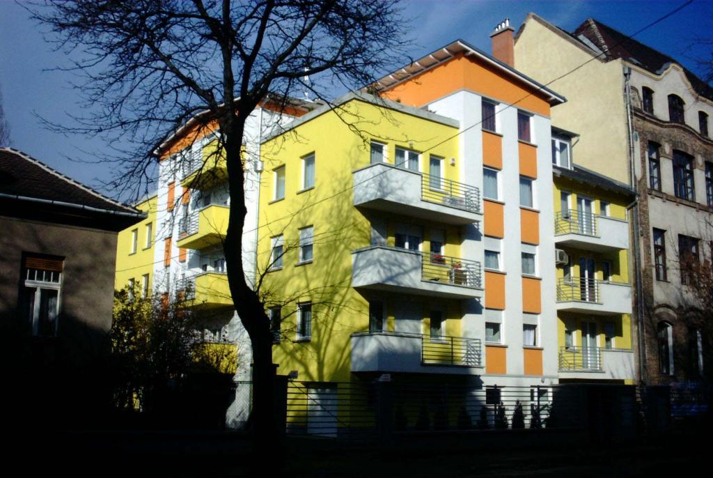 Bagoly Lajos, Planit 2000 Építészstúdió - 15 lakásos társasház