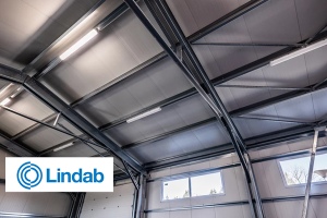 Lindab - Új Lindab SBS-Maxi csarnok a Barcsi Italraktár számára