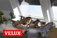 Velux - Hűvös tetőtér, akár a legforróbb nyári napokon is a VELUX redőnyök segítségével!